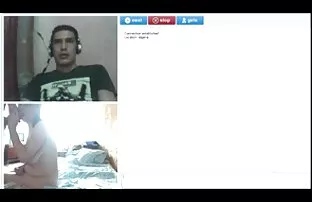 Femboy com rabo grande sopra Pila brilhante até vídeo pornô as coroas Esguichar