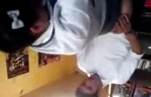 Dona de filme de sexo mulher velha casa excitada fode estranhos