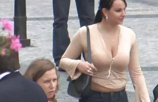 Kitty Caprice satisfaz o desejo de galo videos caseiros coroas (bbc15935))