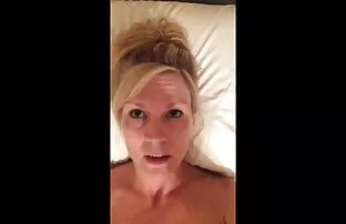 VIP4K. o pai excitado cai direitinho na boca vídeo pornô caseiro das coroas de uma brilhante Morena