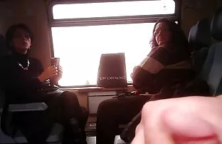 Simi explora a vídeo pornô mulher de 60 anos sua fenda