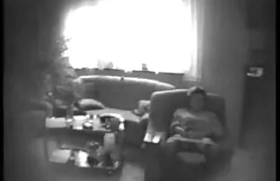 Filmes de videos de sexo com mulheres de 60 anos amigas: adolescentes perdidos atacam a mãe de um amigo