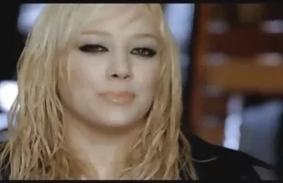 Natsumi Mitsu faz maravilhas em foder um homem vídeos pornô de coroas durante o extreme xxx