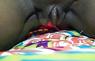 Bela jovem esposa em filme de sexo mulher velha pov cavalga o cavalo uma e outra vez Sabriel cavalga direito