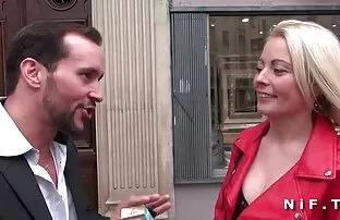 O Busty vídeo de pornô das coroas gostosas milf adora finais felizes.