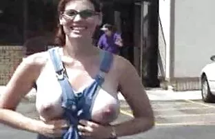 Mofos-Loiras Europeias ao vídeo pornô de coroas negras ar livre