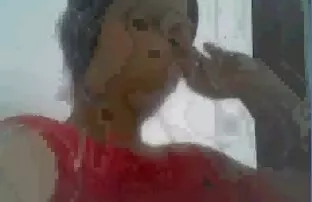 O picante vídeos pornô de coroas Yui Satonaka mete Pila em todos os buracos