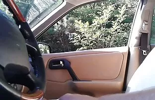 Escravo chicoteado, torturado e video porno de coroas humilhado.