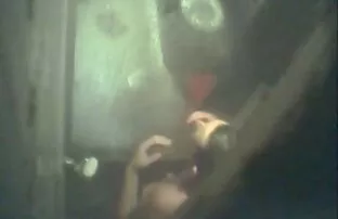 A vídeo pornô com coroas negras ruiva tranny deixa as mamas Penduradas a mostrar o rabo