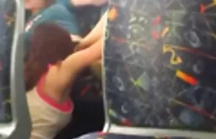 A vídeo pornô com coroas estrela cadente da BBW Britânica fode-lhe a rata carente.